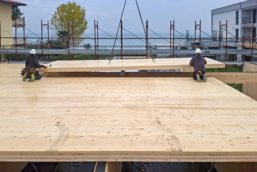 Biohotel Lago di Garda costruzioni in legno per strutture ricettive