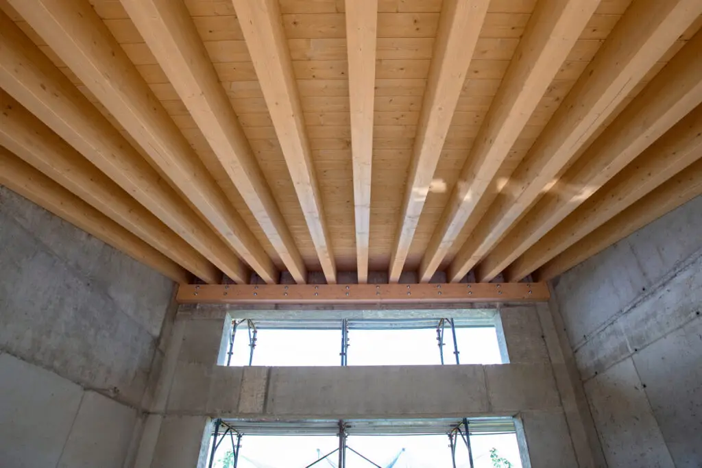 Realizzazione di copertura in legno